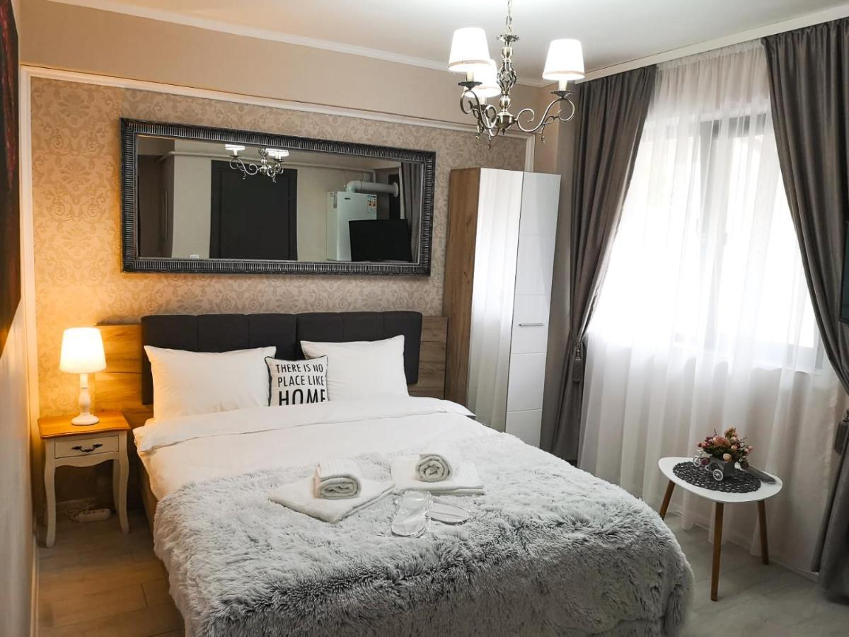 Yns Rooms Iasi Exterior foto